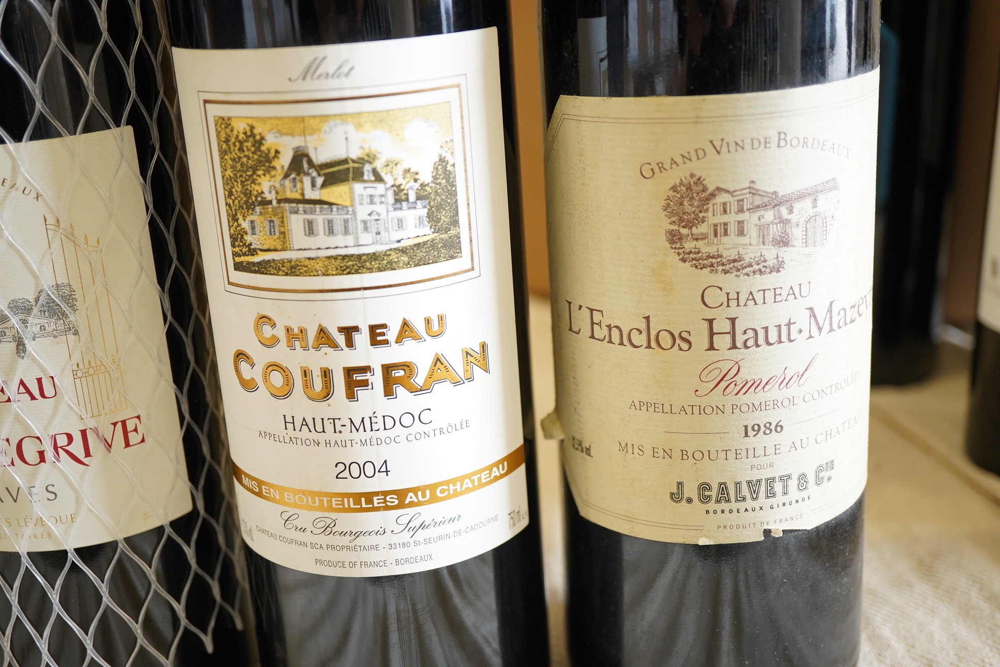 A mixed parcel of Bordeaux red wine